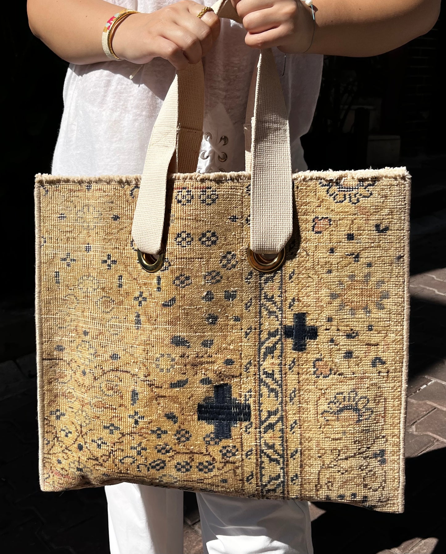 CARPET BAG - PLUS